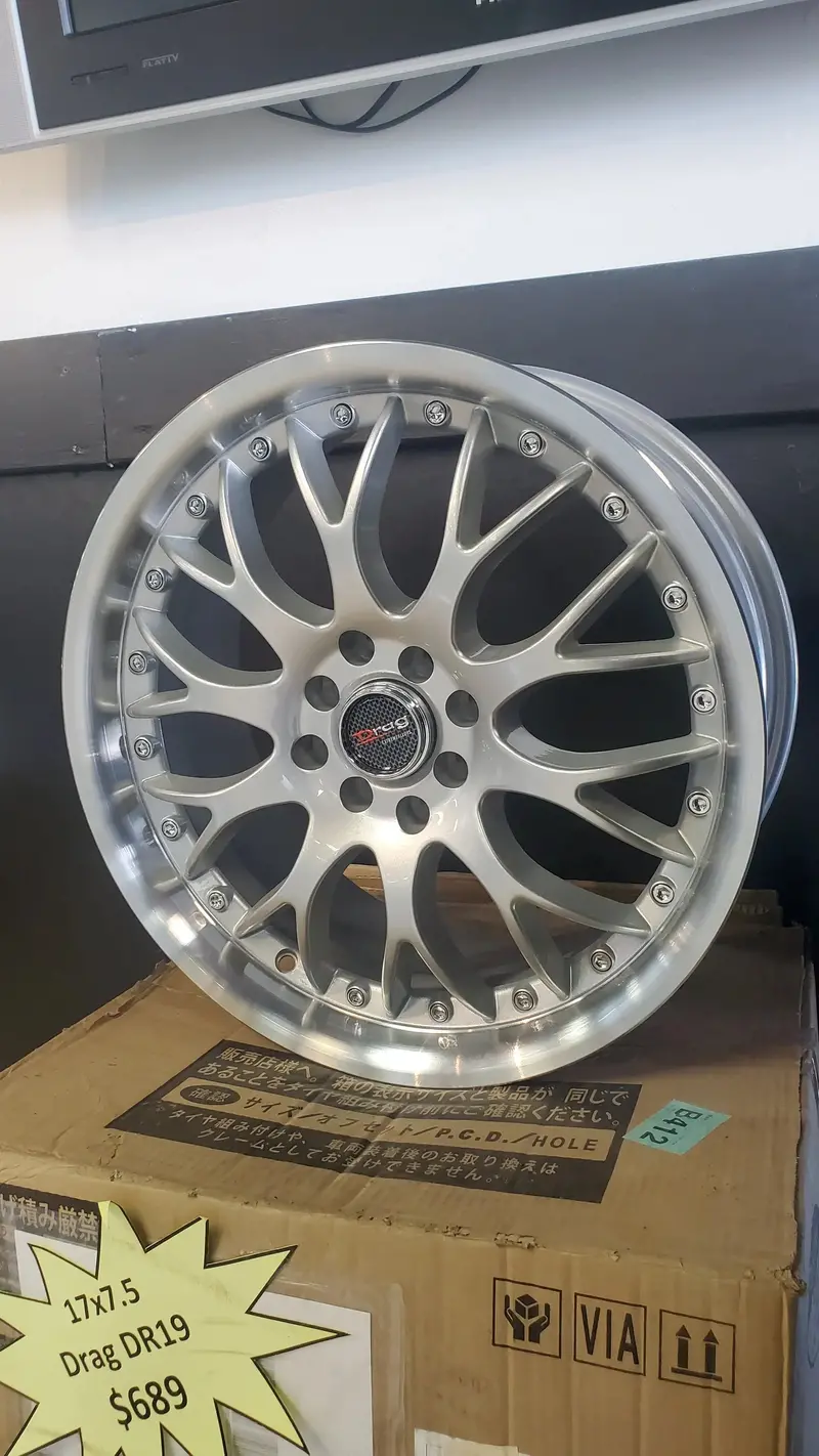 17" Inch Drag Dr19 Silver Wheels  Rims Bp: 5X114.3 Dodge Dart Mazda Mx-5 1