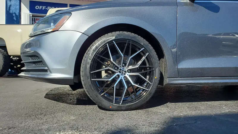 18" Inch Speedline Sp04 Gloss Black Wheels 18X8 Rims Lexus Bp: 5X112 225/40Zr18 Cosmo Mucho Macho Tires Volkswagen Jetta 1