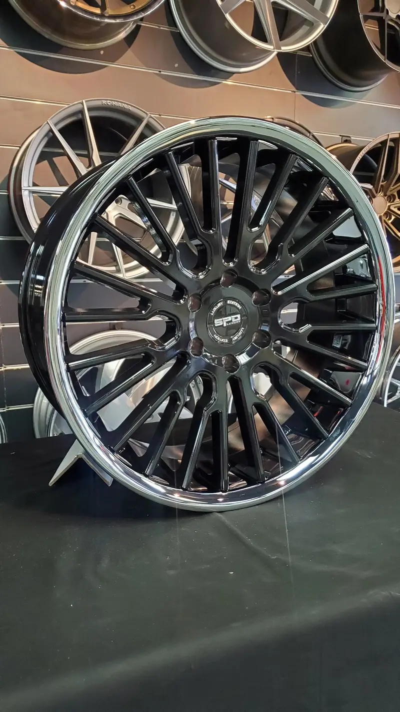 22" Inch Speedline Le01 Black Chrome Wheels 22X9.5 Rims Bp: 5X114.3 265/40R22 1