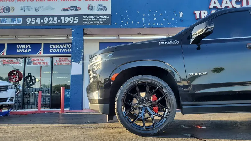 24 Inch 24X10 Vossen Hf6-4 Gloss Black Rims & Tires 305/35R24  New Wheels Tahoe Finacing Avil 1