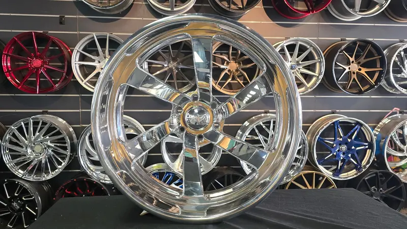 24 Inch 24X9 & 24X10 Intro Twisted Rally Full Polished Wheels Bp: 6X139.7 Et: Custom 1