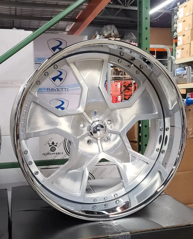 24" Inch Forgiato Fv3 Brushed Face Chrome Lip Rims 24X9 & 24X10 Staggered Wheels 5X120.7 / 5X4.75 Small Bolt Pattern Gm Chevy 1