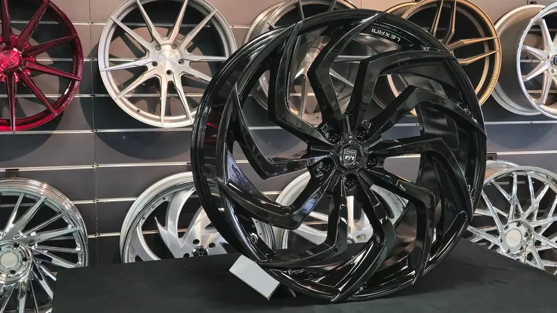 24" Inch Lexani Shadow Wheels 24X10, Gloss Black Rims Bp:5X120 Range Rover 285/35R24 Toyo Proxes Tires 1