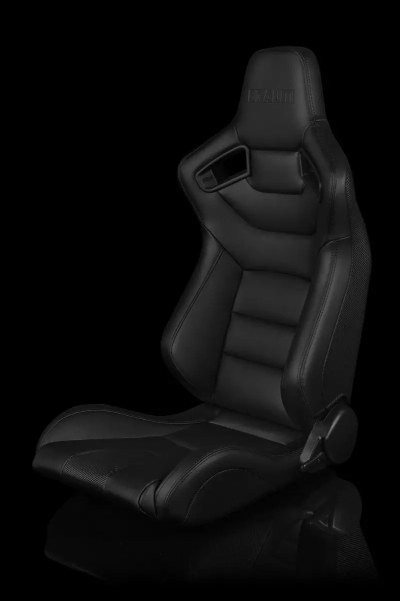 Braum Elite Series Sport Seats - Black Leatherette / Black Stitching (Pair) 1