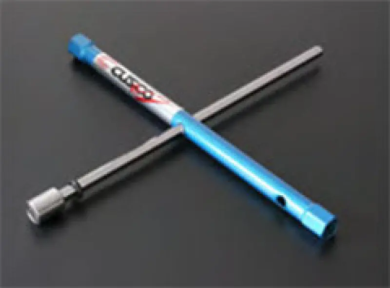 Cusco Smart Cross Wrench 1