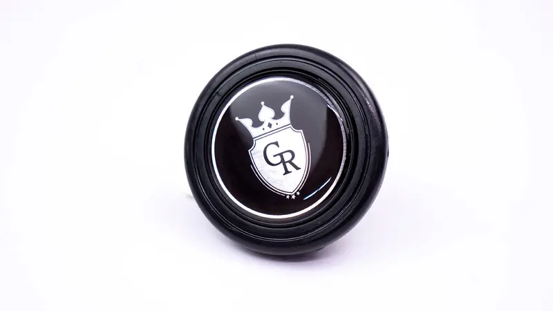 Grip Royal Horn Button - Crest - Black W/ Silver Logo 1