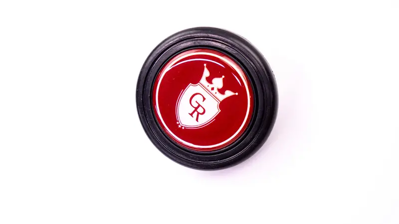 Grip Royal Horn Button - Crest - Maroon W/ White Logo 1