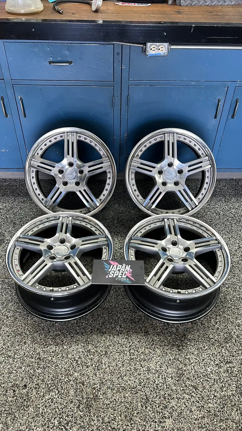 Superstar Leon Hardiritt Rasen 18'' 1